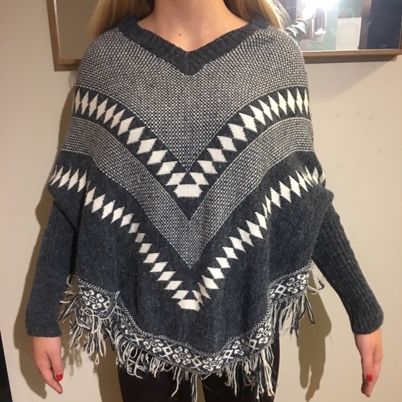 Grey/white shawl Xs - Picture 1 of 5